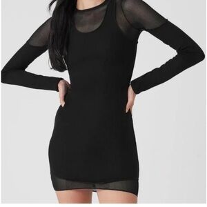 Alo Yoga Mesh Synergy Dress black long sleeve Sexy dress Size XS excellent cond